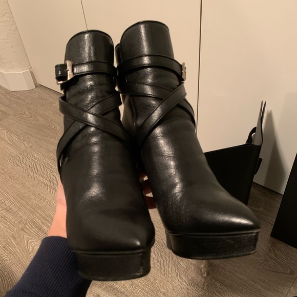 Saint Laurent platform booties - Picture 4 of 5
